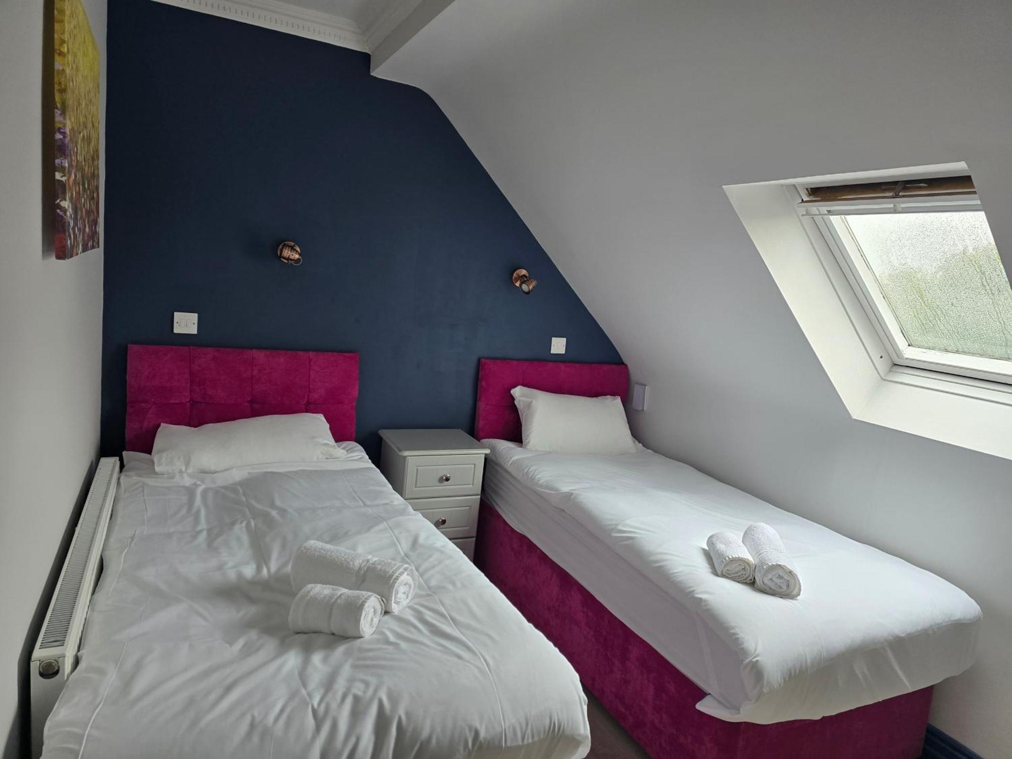 Dutch Tulip Rooms Mallow Exterior photo